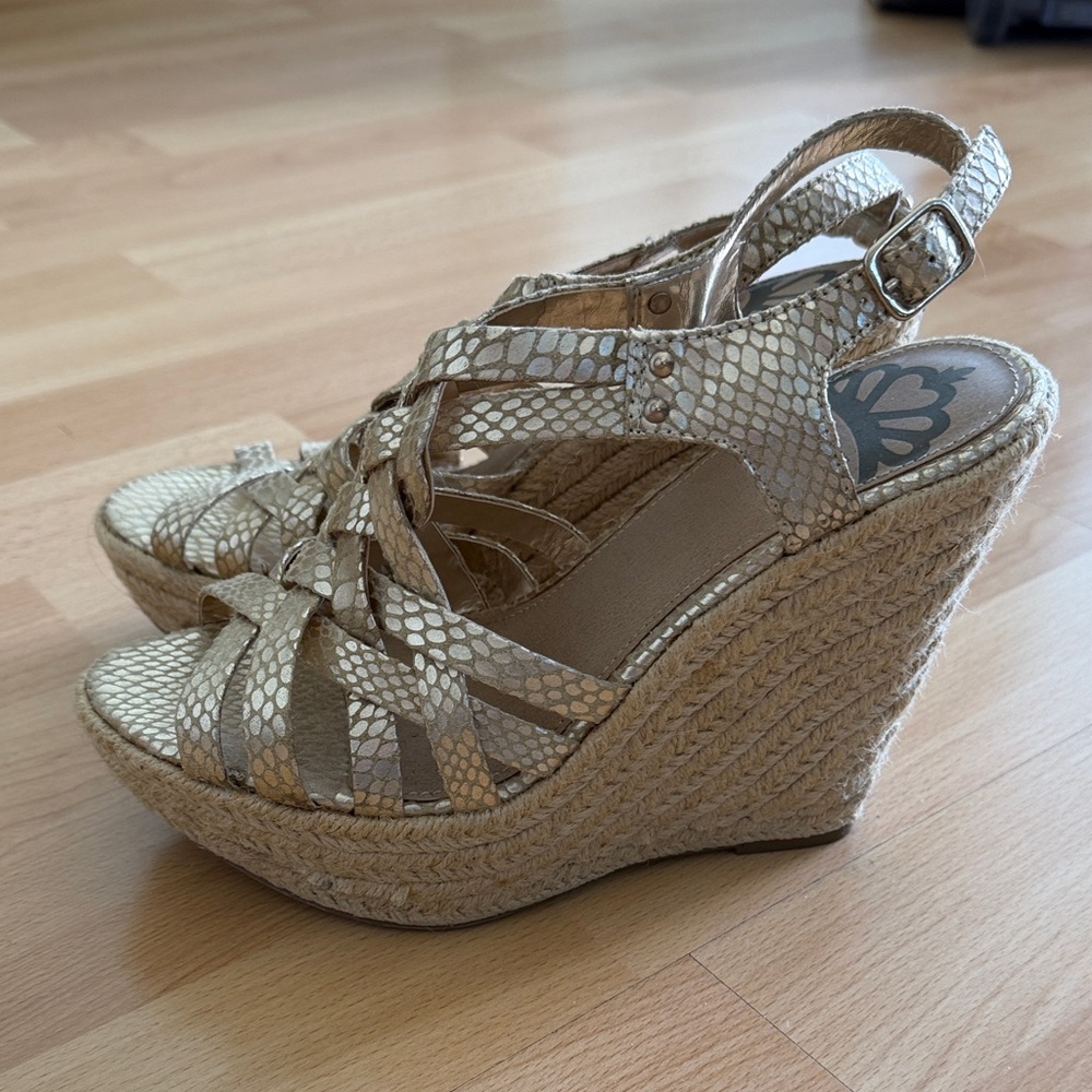 Fergalicious Snakeskin Beige Wedges